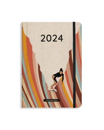 Nachhaltig und vegan produzierter Jahresplaner, Kalender, Terminplaner 2024 A5 mit Gummiband, Lesezeichenband und Froschtasche aus Graspapier von matabooks